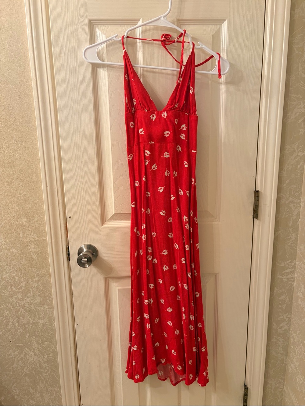 Red Floral V-Neck Maxi Dress with White Print